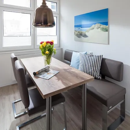 Lucia Whg 1 Apartment